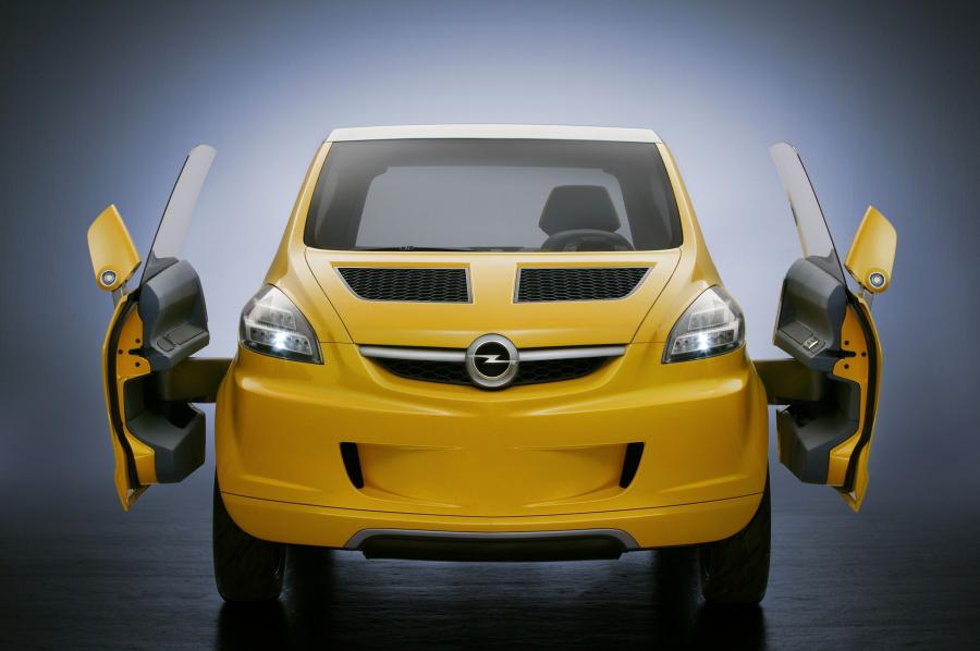  Opel Trixx Concept 2004 года  (фото 13 из 34)